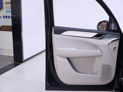 Volvo EM90 2025 Ultra Six-Seater - ფოტო 18