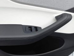 Tesla Model Y Facelift Long Range All-Wheel Drive - ფოტო 9