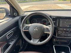 Mitsubishi Outlander 2.0L FWD Comfort 5-Seater - photo 16