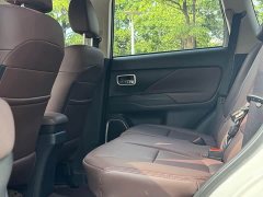 Mitsubishi Outlander 2.0L FWD Comfort 5-Seater - photo 9