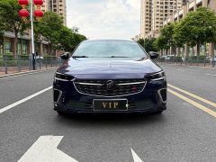 Buick Regal GS Premium - photo 2