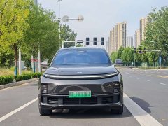 Li Auto L7 Pro - ფოტო 2
