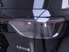AITO M9 Pure Electric Max 100kWh 6-Seater - ფოტო 9