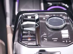 BMW 5 Series 525Li M Sport Package - ფოტო 10