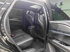 Cadillac XT5 2025 2.0T Luxury - ფოტო 12