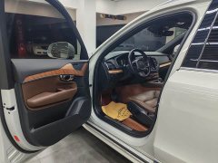 Volvo XC90 B6 Inscription 7-Seater - ფოტო 5
