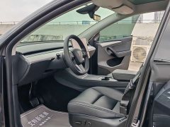 Tesla Model Y Rear-Wheel Drive - ფოტო 8
