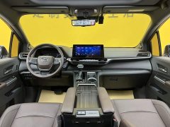 Toyota Sienna 2023 2.5L Hybrid Platinum Edition - ფოტო 16