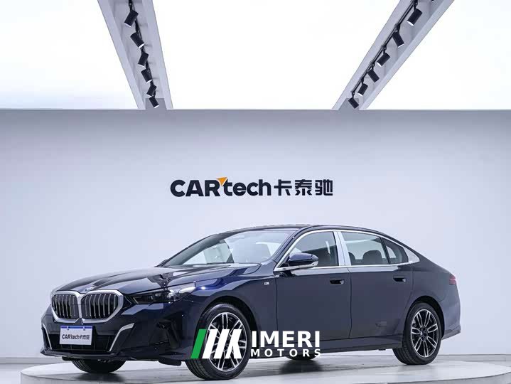 BMW 5 Series 530Li Premier M Sport Package - ავტომობილი ჩინეთიდან