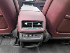 Cadillac XT5 2025 2.0T Platinum - ფოტო 10