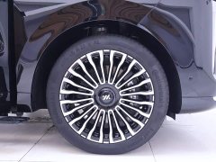 IM Motors Zhiji LS8 52 Max Luxury Six-Seater - ფოტო 6