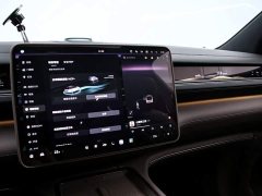 NIO ES8 Six-Seat Executive Luxury Edition - ფოტო 8