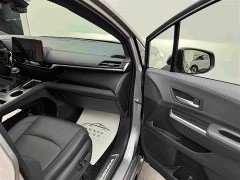 Toyota Sienna 2.5L Hybrid Premium Edition - ფოტო 9