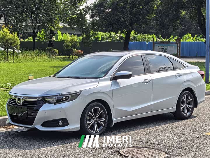 Honda Lingpai 180Turbo CVT Luxury - автомобиль из Китая