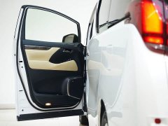 Toyota Alphard 2021 Hybrid 2.5L Premium Edition - ფოტო 10