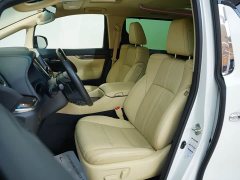 Toyota Alphard 2021 Hybrid 2.5L Premium Edition - ფოტო 17