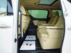 Toyota Alphard 2021 Hybrid 2.5L Premium Edition - ფოტო 18
