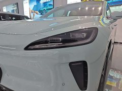 SAIC Shangjie H5 Extended Range Pro - ფოტო 16