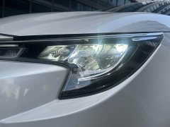 Toyota Corolla 2022 1.8L CVT Luxury - ფოტო 13