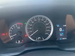 Toyota Corolla 2022 1.8L CVT Luxury - ფოტო 14