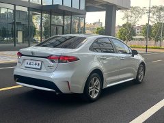 Toyota Corolla 2022 1.8L CVT Luxury - ფოტო 6