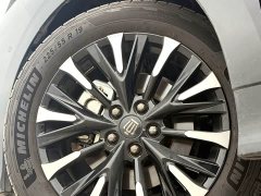 Toyota Vellfire Crown Hybrid 2.5L Executive Premier Edition - photo 18