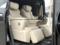 Toyota Vellfire Crown Hybrid 2.5L Executive Premier Edition - photo 8