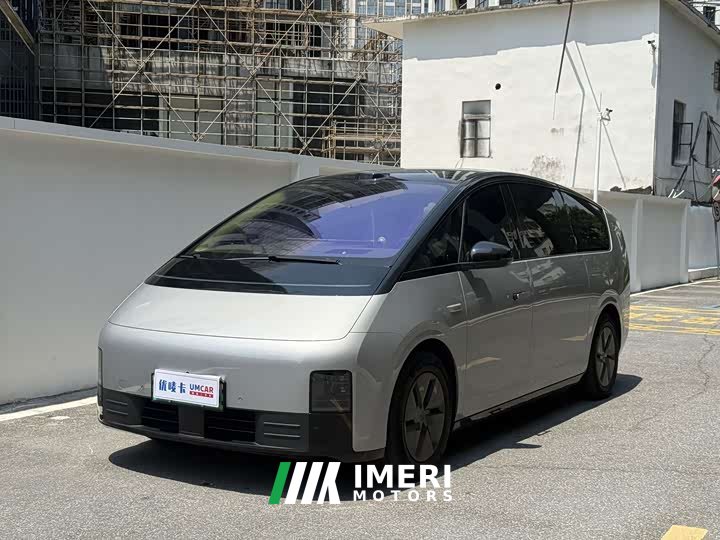 Li Auto MEGA Home Family Edition - ავტომობილი ჩინეთიდან