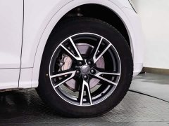 Audi Q5L 2020 Facelift 40 TFSI Prestige Fashion Edition - ფოტო 19