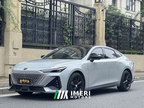 2022 Changan UNI-V 1.5T Deluxe - ავტომობილი ჩინეთიდან