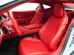Aston Martin DB11 2020 4.0T V8 Coupe - ფოტო 11