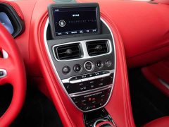 Aston Martin DB11 2020 4.0T V8 Coupe - ფოტო 17