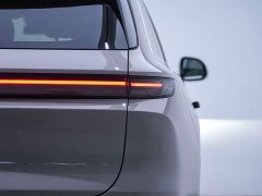 Li Auto L6 Pro - ფოტო 13