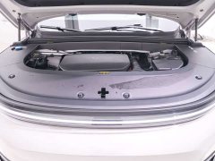 Li Auto L6 Pro - ფოტო 15