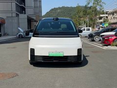 Li Auto Li Xiang MEGA Ultra - ფოტო 2