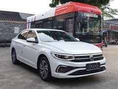 Volkswagen Bora 200TSI DSG Comfort Edition - ფოტო 3