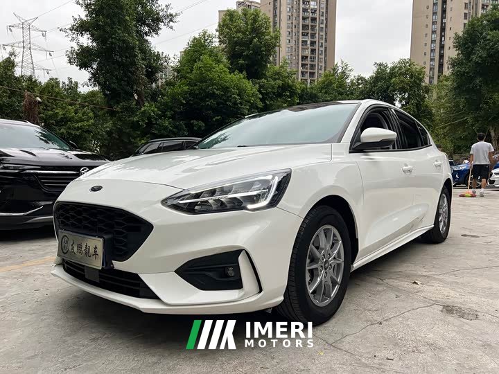 Ford Focus 2021 Hatchback EcoBoost 180 Automatic Trend - ავტომობილი ჩინეთიდან