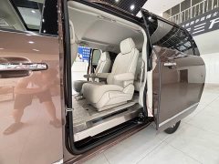 Buick GL8 Land Business Class 652T Luxury - ფოტო 13