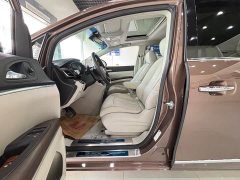 Buick GL8 Land Business Class 652T Luxury - ფოტო 8