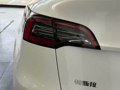 Tesla Model Y Long Range All-Wheel Drive - ფოტო 15