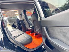 Tesla Model Y Long Range All-Wheel Drive - ფოტო 8