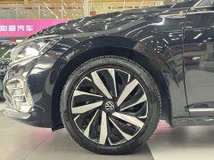 Volkswagen Passat Facelift 330TSI Elite - ფოტო 10