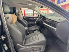 Volkswagen Passat Facelift 330TSI Elite - ფოტო 14