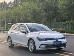 Volkswagen Golf 2021 280TSI DSG Pro - ფოტო 2