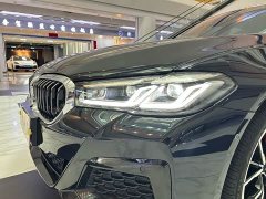 BMW 5 Series Facelift 530Li Premier M Sport Package - ფოტო 17