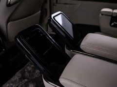 Toyota Alphard 2024 Hybrid 2.5L Premium Edition - ფოტო 18