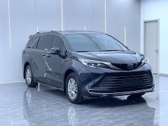 Toyota Sienna 2021 2.5L Hybrid Premium Edition - ფოტო 3