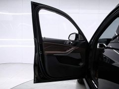 BMW X5 2025 xDrive 40Li M Sport Midnight Edition Package - ფოტო 13