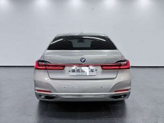 BMW 7 Series 730Li M Sport Package - ფოტო 6