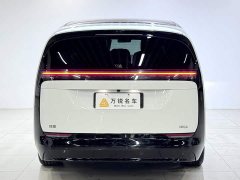 Li Auto MEGA Home Family Edition - ფოტო 4